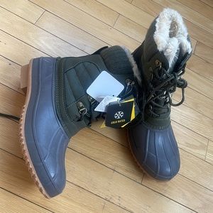 Khombu Women’s s GREEN SKI SNOW RAIN WINTER Waterproof Boot Mid Calf  *NWT*